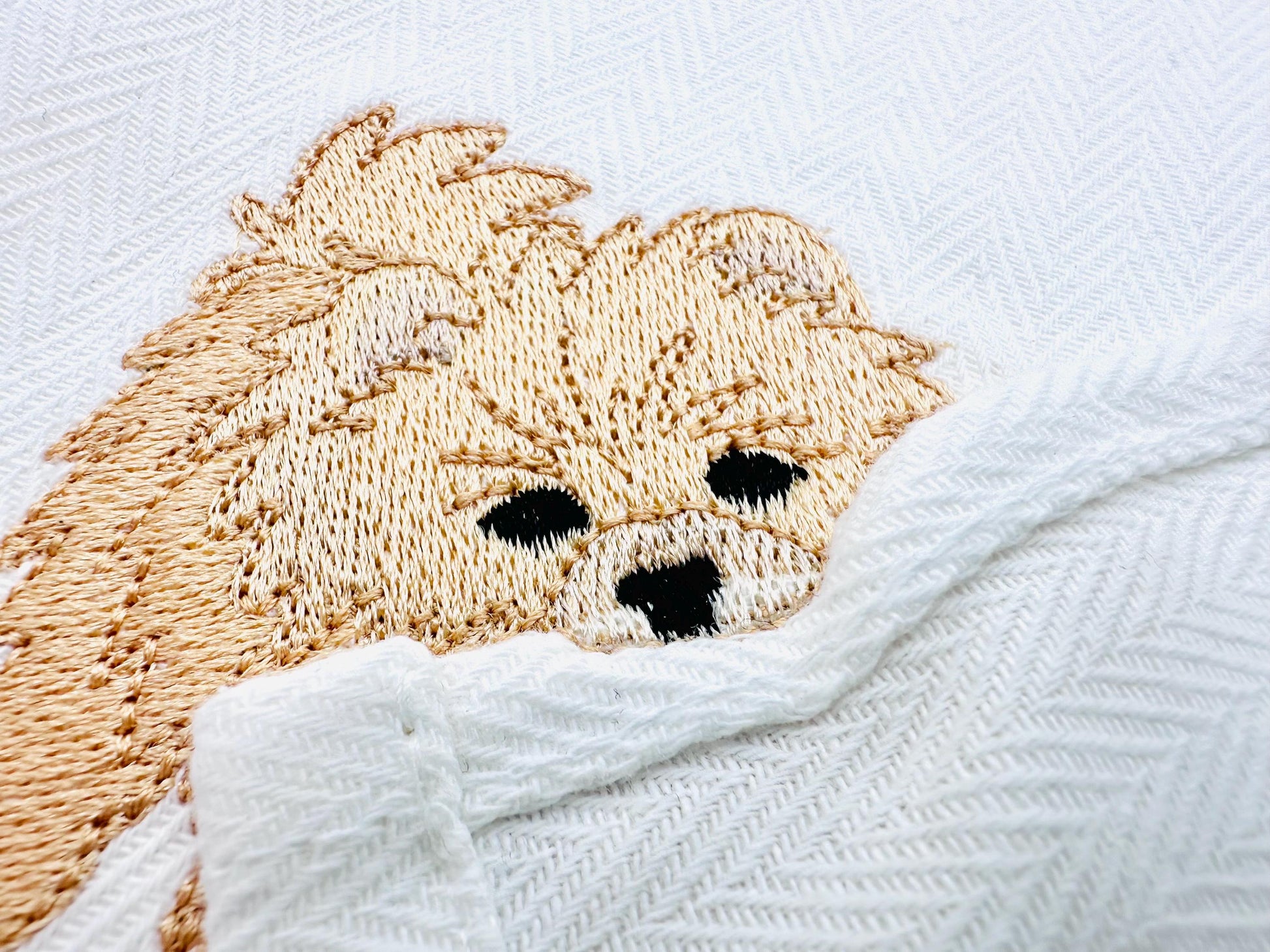 Playing little Spitz Puppy Dog Mama kitchen dish towel pet animal kids machine embroidery designs ITH