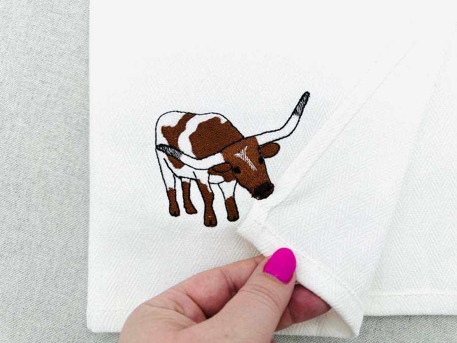 Playing Texas Longhorn Cow kitchen dish towel Farm animal Thief kids machine embroidery designs ITH