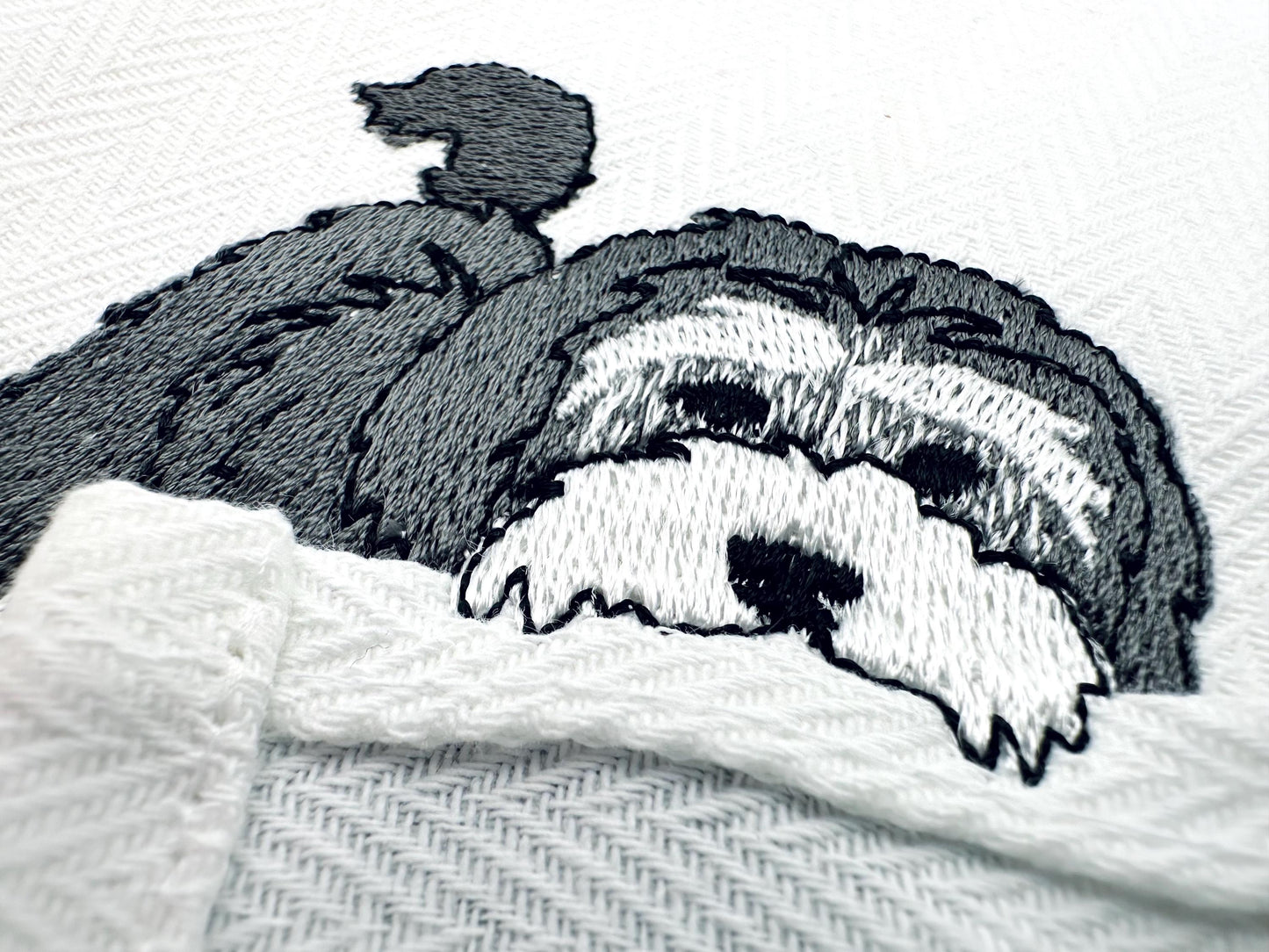 Playing Havanese Havanna Bichon Puppy Dog Mama kitchen dish towel pet animal machine embroidery designs ITH