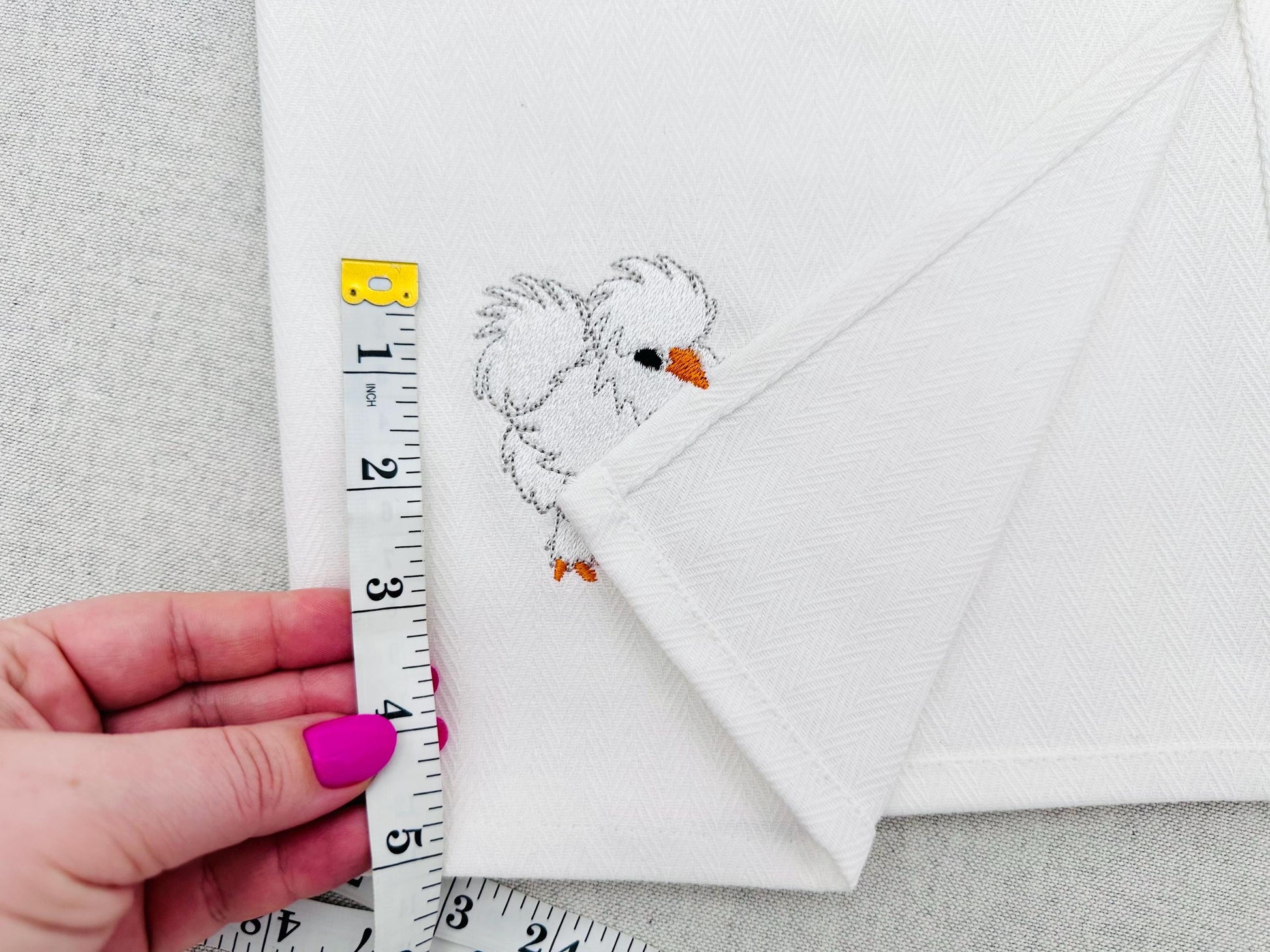 Playing Silkie Chicken Animal Thief kitchen dish towel Farm bird Chicken Mama machine embroidery designs ITH