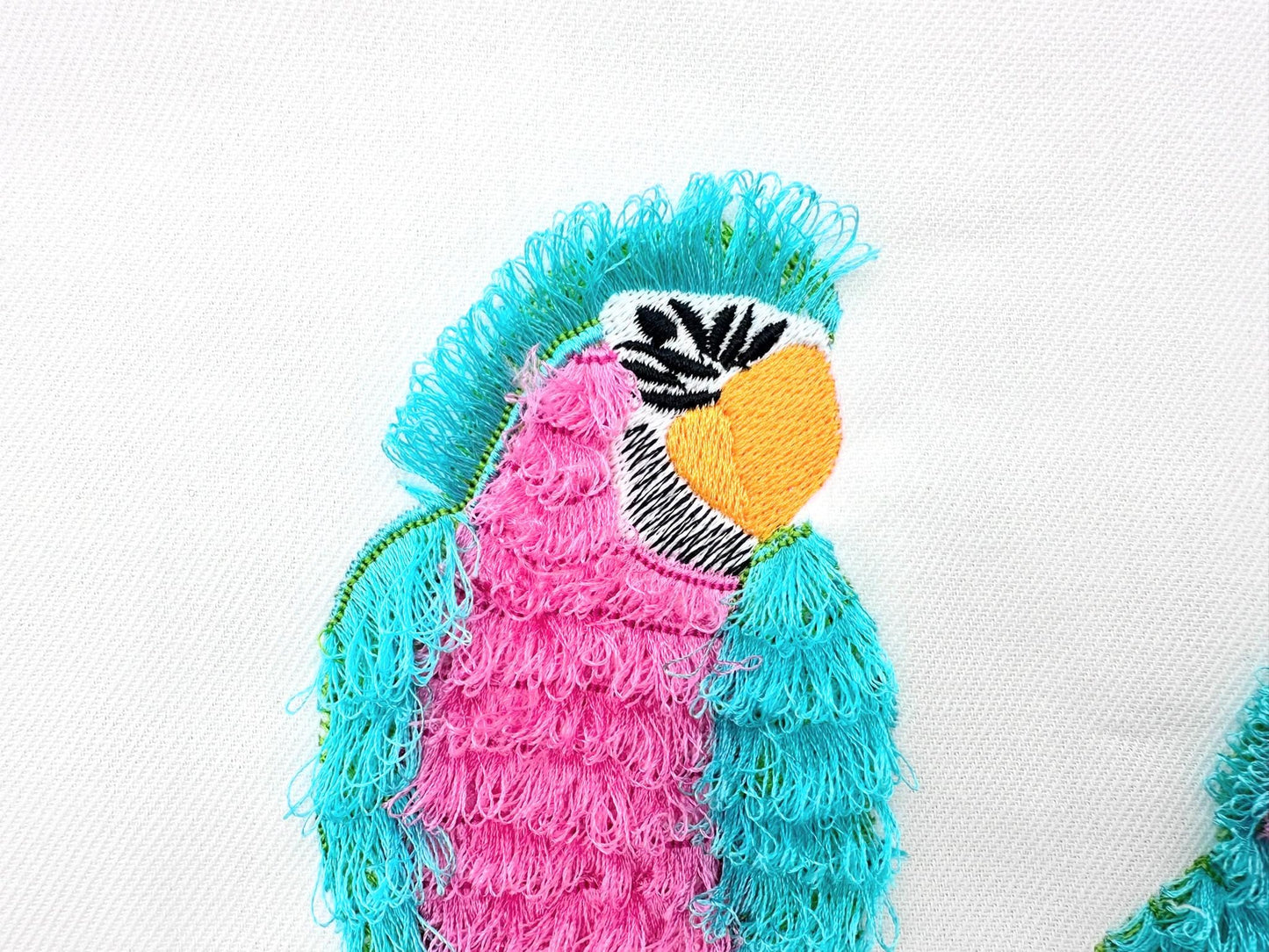 Fringed Fluffy Macaw big Parrot bird fringe chenille special WS thread machine embroidery designs