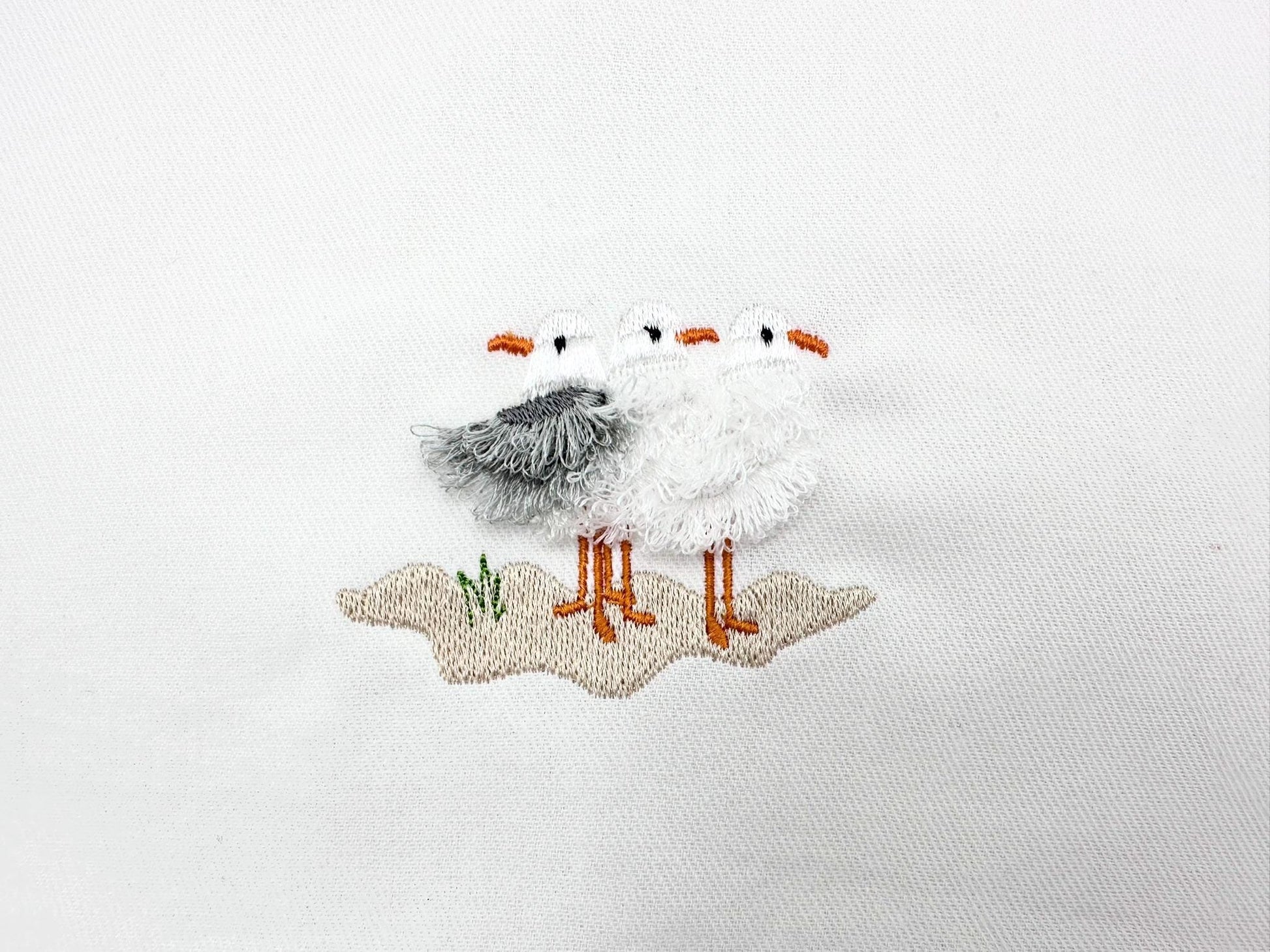 Fringed Fluffy Seagull Flock of 3 bird sea beach summer fringe chenille special WS thread machine embroidery designs