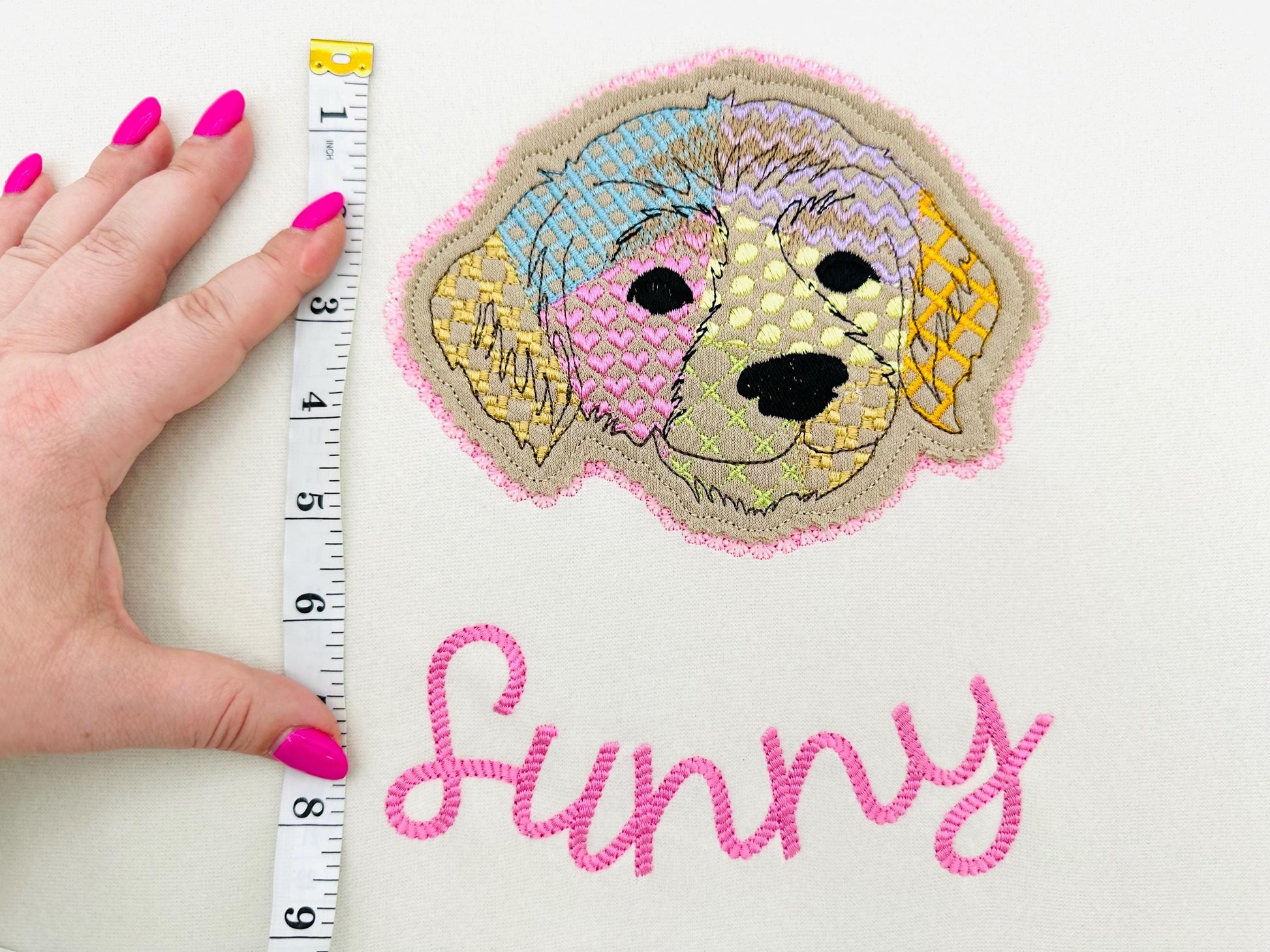 Labrador Golden Retriever Applique Patchwork and Lace Edge patterned Puppy dog machine embroidery designs