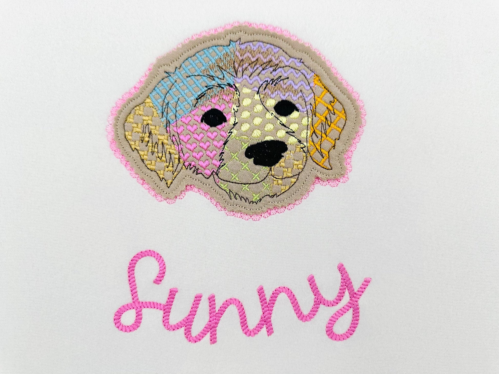 Labrador Golden Retriever Applique Patchwork and Lace Edge patterned Puppy dog machine embroidery designs