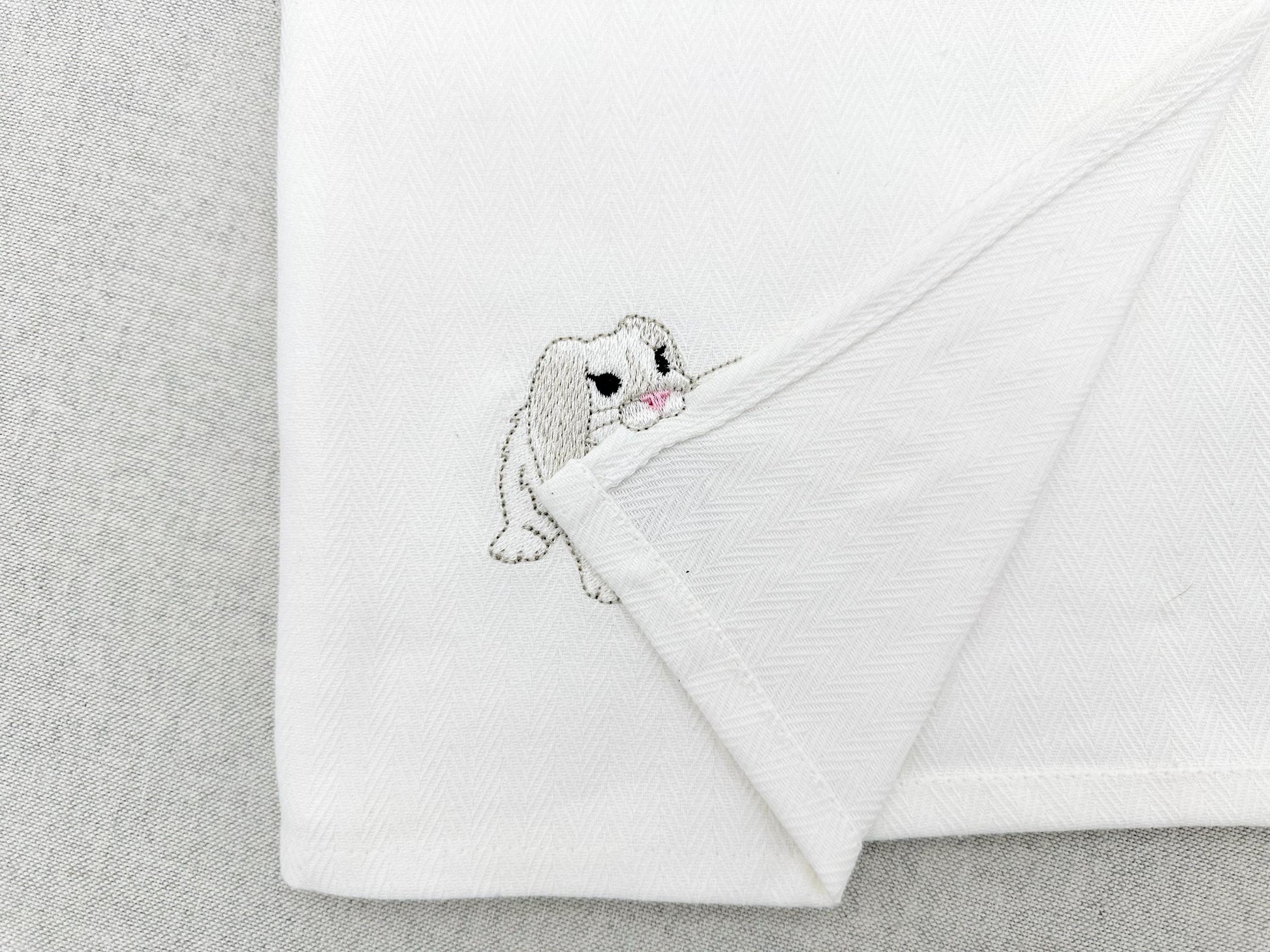 Playing Floppy Ears Bunny Lop Rabbit animal Thief machine embroidery designs ITH