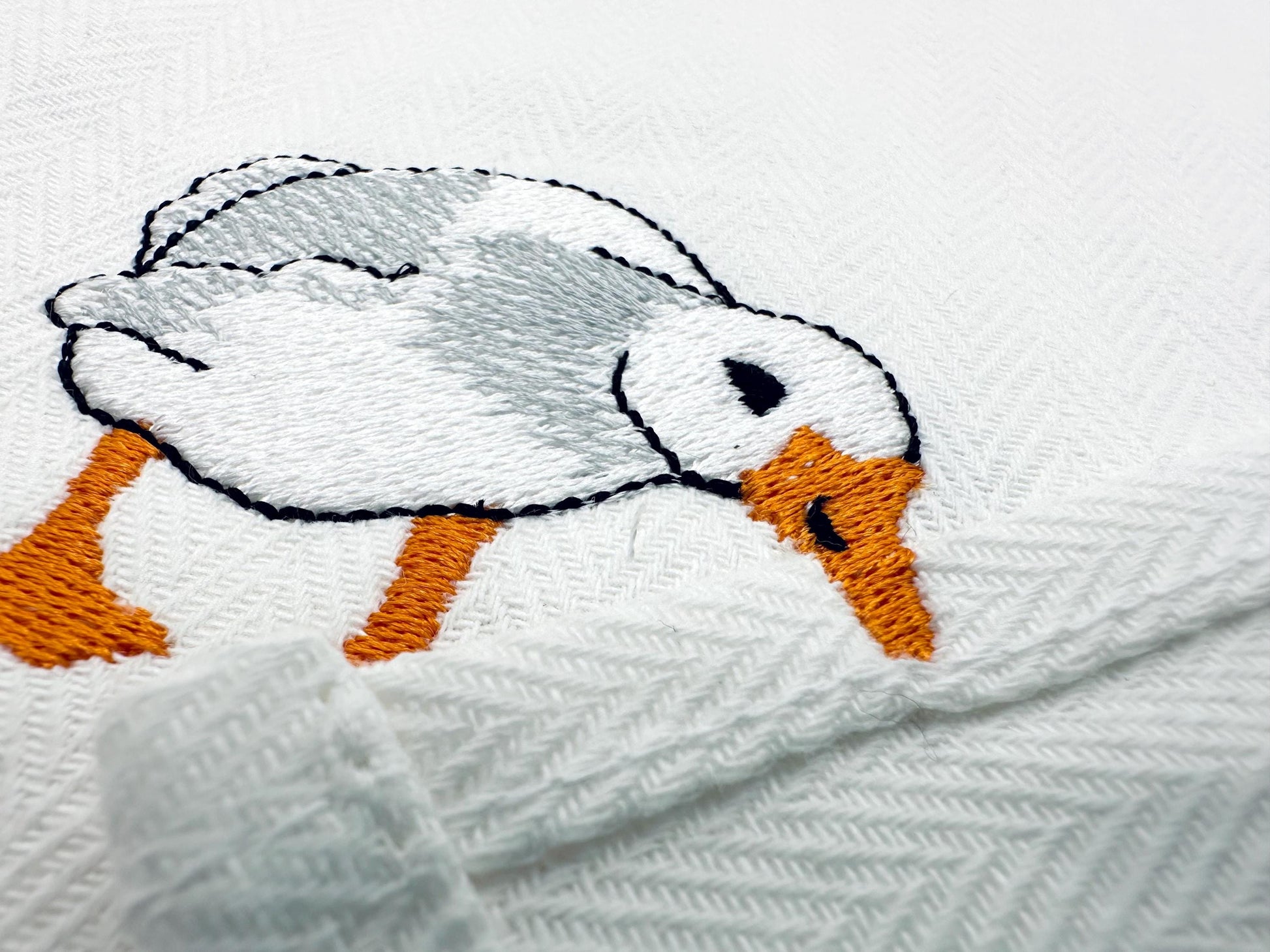 Playing Silly Goose Gosling Farm bird kitchen dish towel animal Thief kids machine embroidery designs ITH