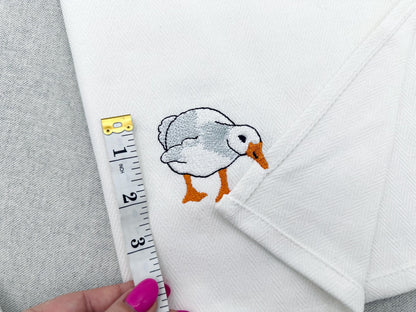 Playing Silly Goose Gosling Farm bird kitchen dish towel animal Thief kids machine embroidery designs ITH