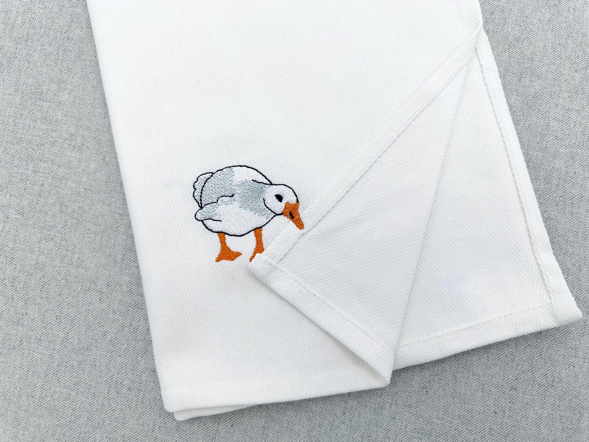 Playing Silly Goose Gosling Farm bird kitchen dish towel animal Thief kids machine embroidery designs ITH