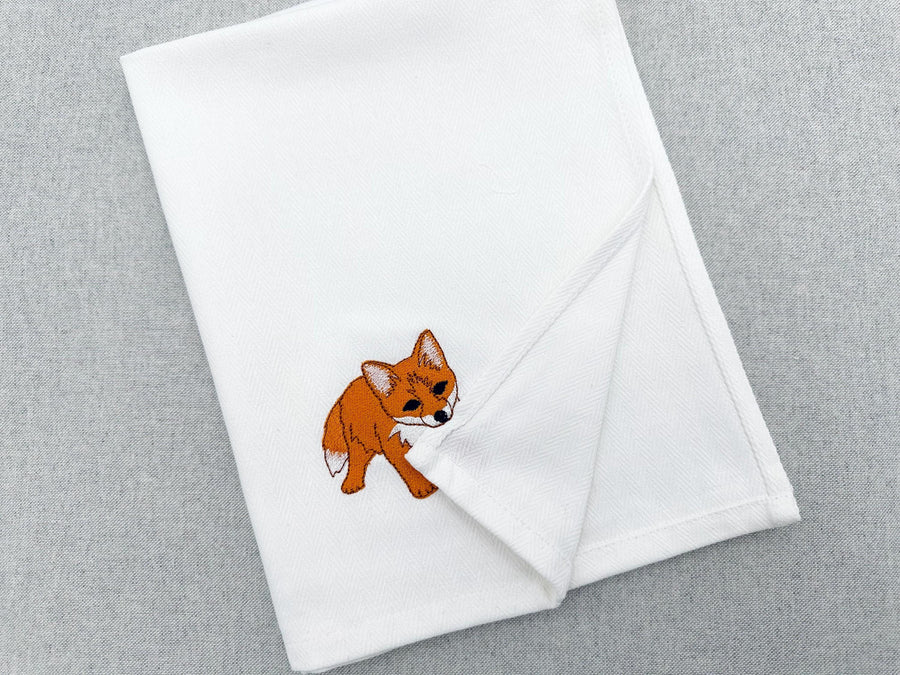 Playing Little Baby Fox Cub kitchen dish towel wild animal Thief kids machine embroidery designs ITH