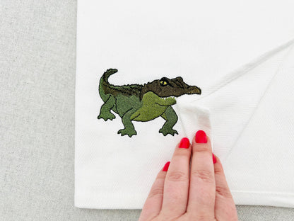 Cheeky Alligator Animal Thief