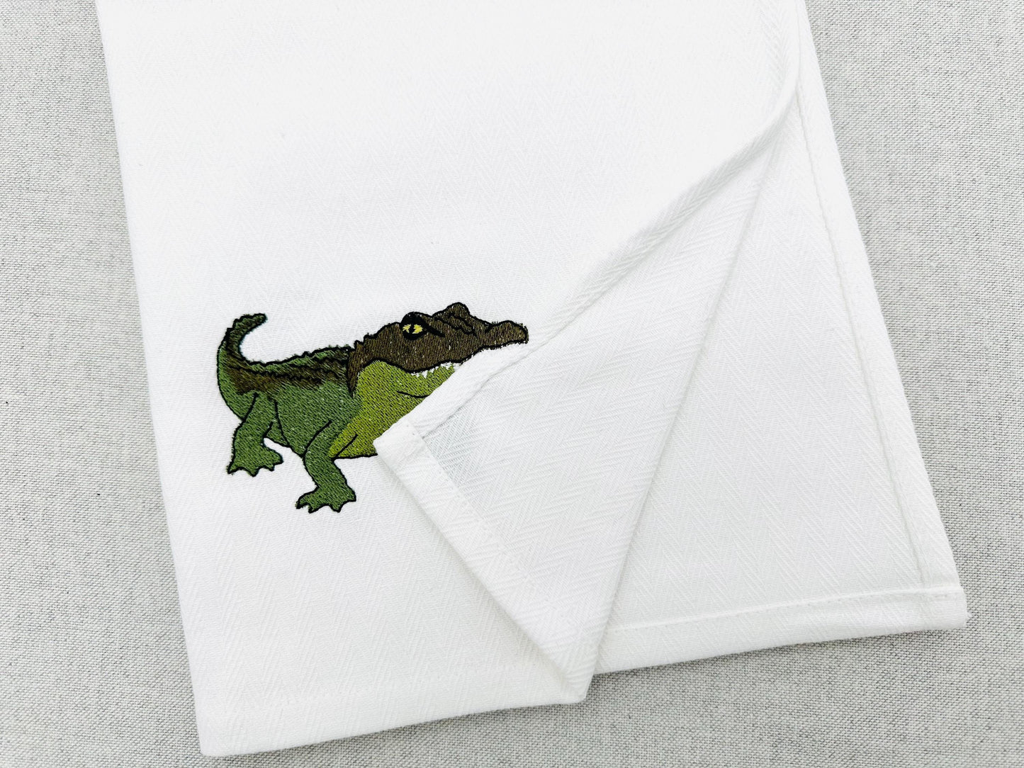 Cheeky Alligator kitchen dish towel wild animal Thief machine embroidery designs ITH