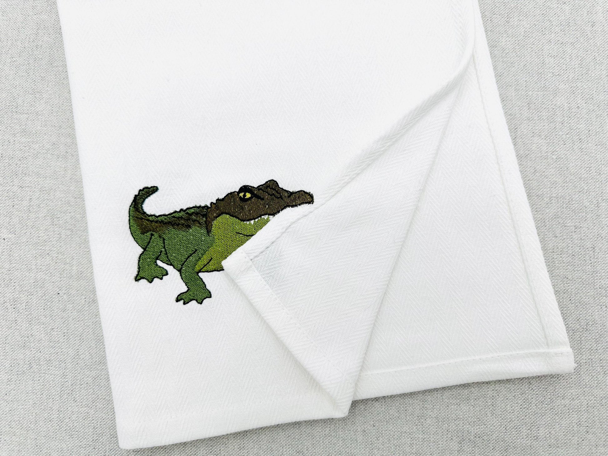 Cheeky Alligator kitchen dish towel wild animal Thief machine embroidery designs ITH