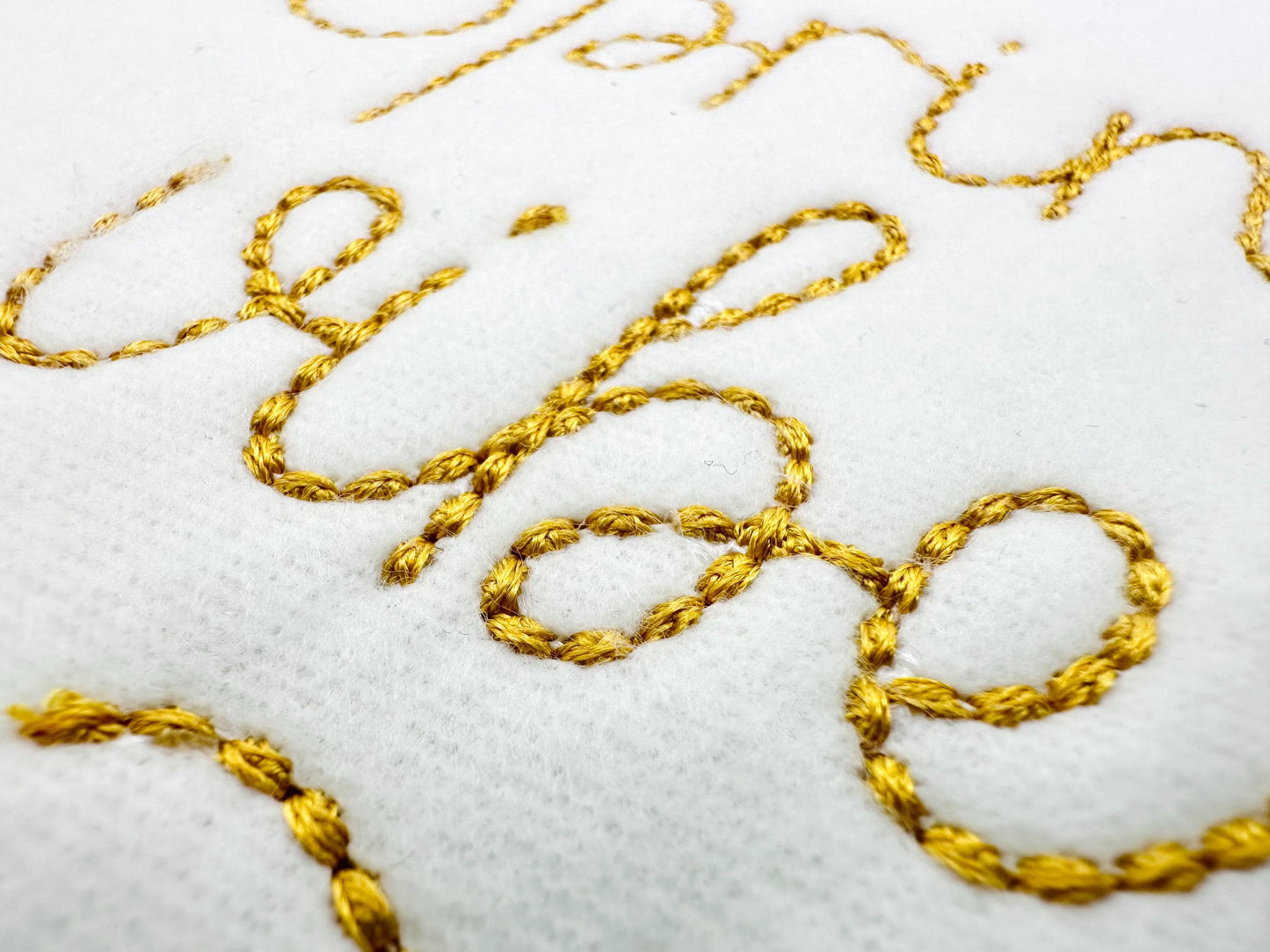 Handwritten script FONT Flow Hand stitch effect bean stitch alphabet monogram machine embroidery designs