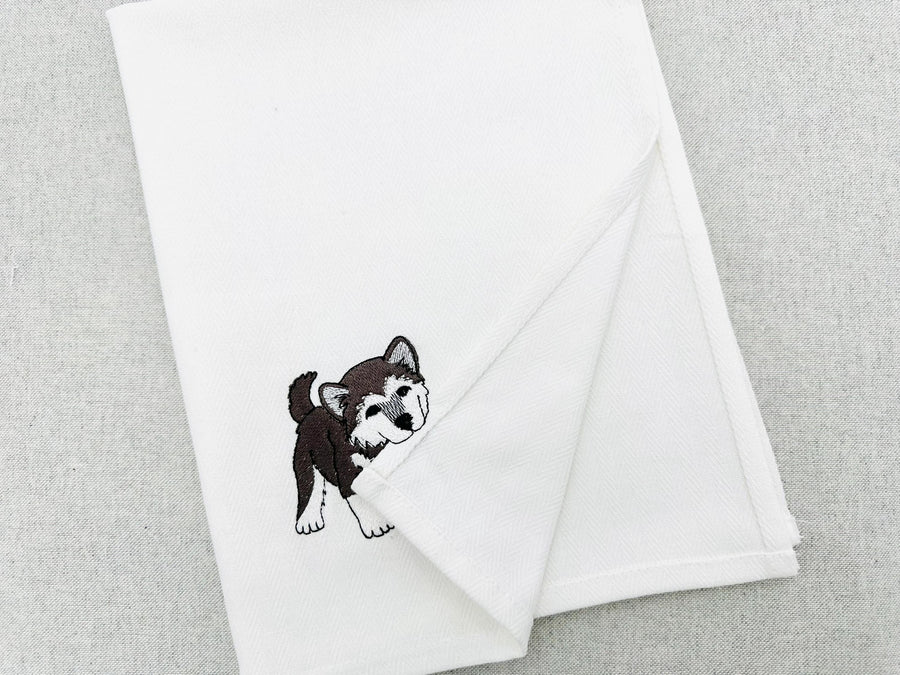 Playing German Malamute Puppy Dog Mama kitchen dish towel machine embroidery designs ITH