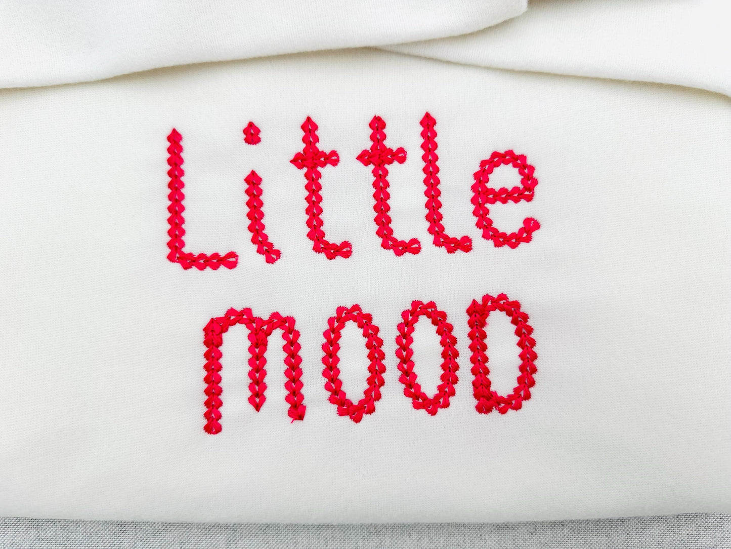 Extra Bold Mini Chain Font Summer