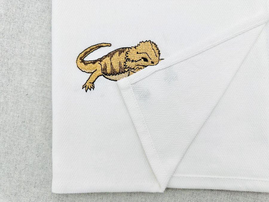 Playing Bearded Dragon kitchen dish towel wild animal Thief Gecko Iguana machine embroidery designs ITH