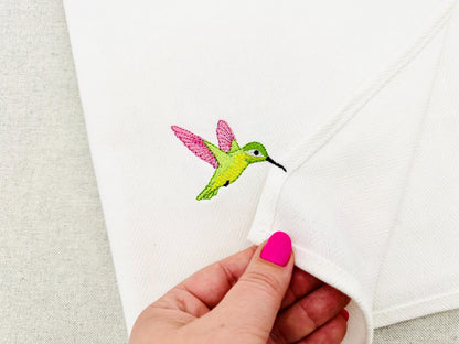 Pretty Flying Hummingbird Colibri Bird Thief stealing kitchen dish towel machine embroidery designs ITH