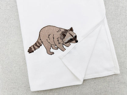 Playing Raccoon Cub stealing kitchen dish towel wild animal thief machine embroidery designs ITH