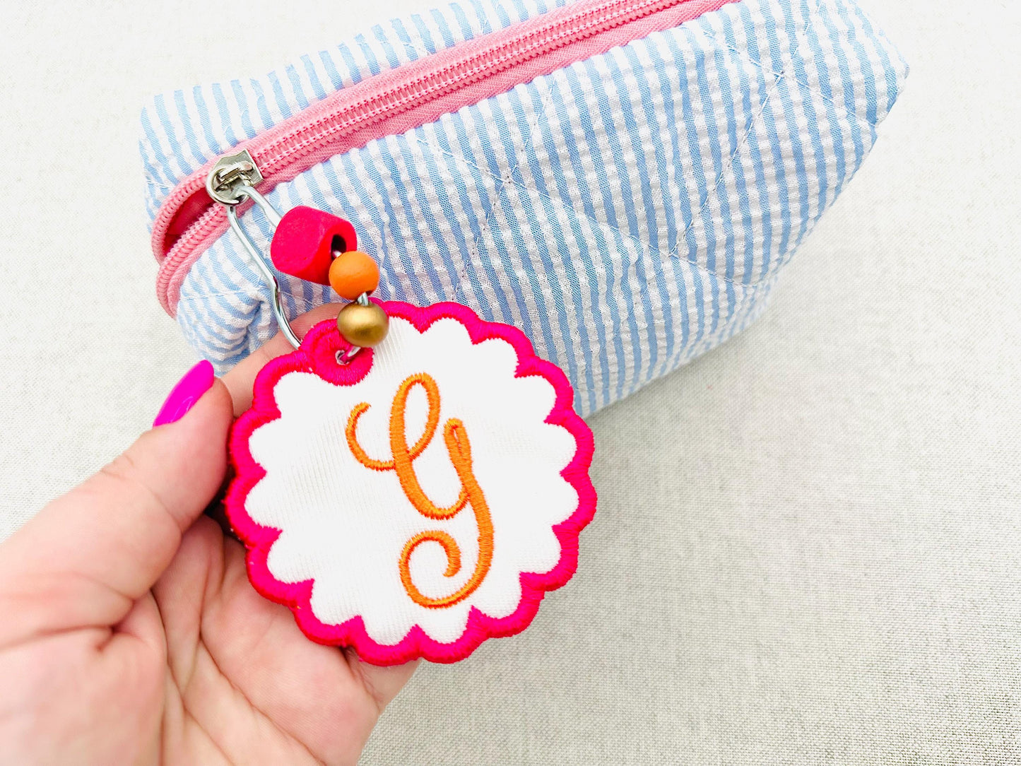 Scalloped Circle Bag Tag Charm