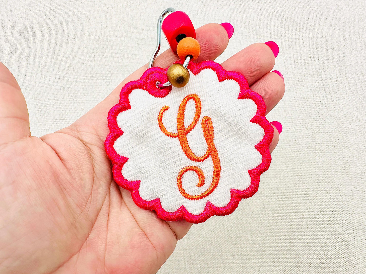 Scalloped Circle Bag Tag Charm
