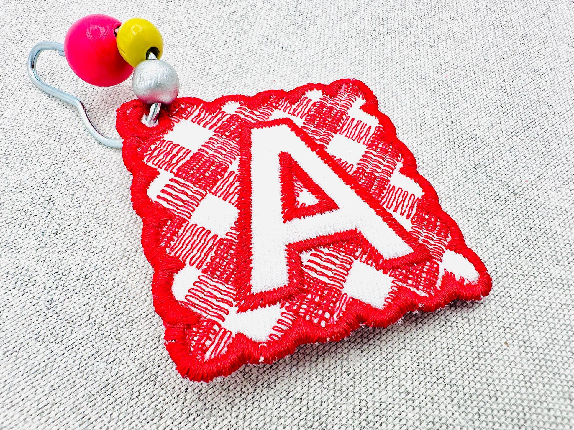 Scalloped Square Buffalo Plaid patterned Bag Tag Charm Monogram in the hoop gift idea machine embroidery designs ITH