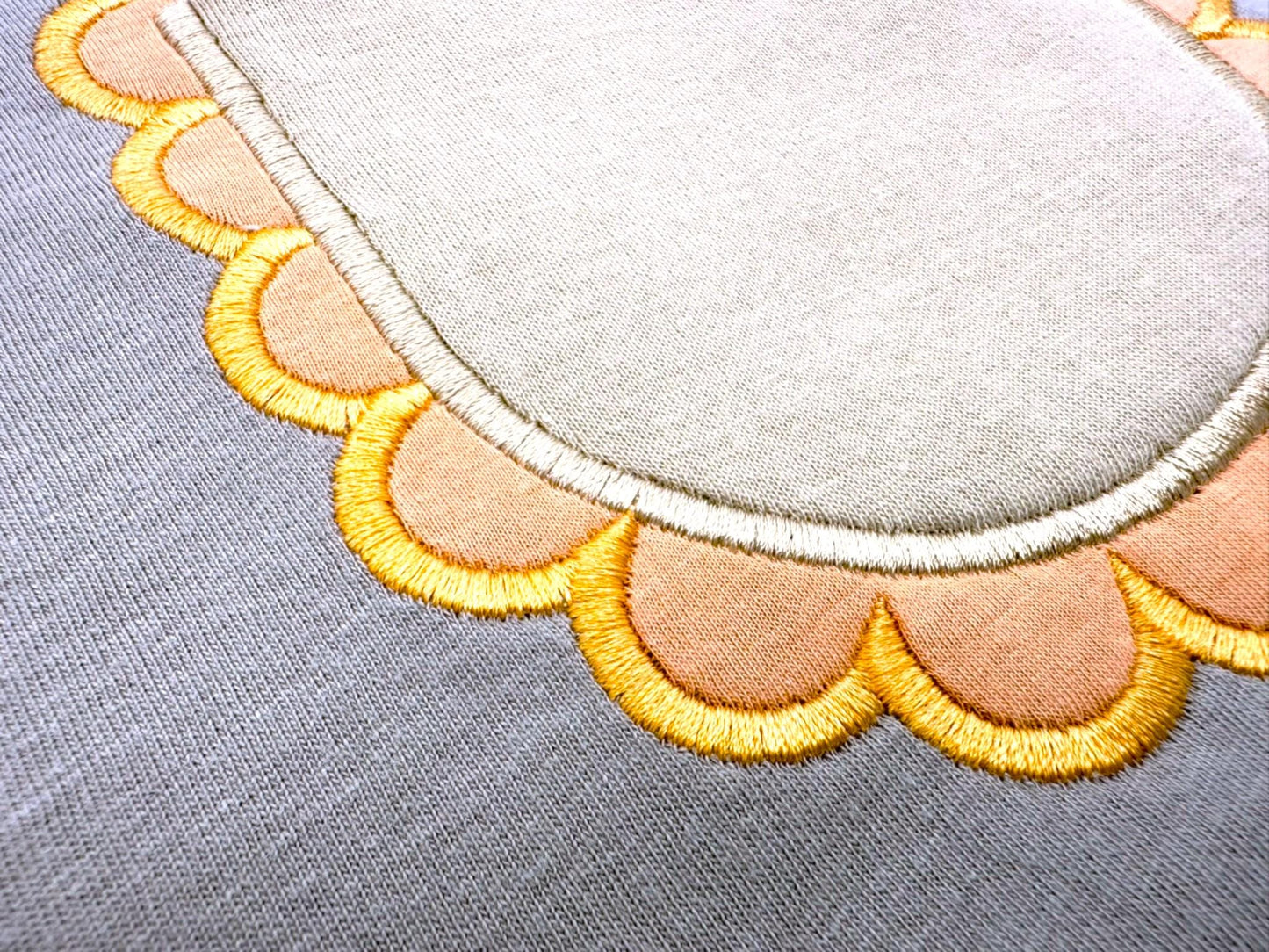 Scalloped Rounded Pocket ITH