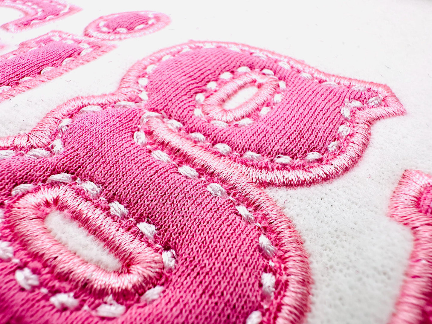 Applique Font Tilda