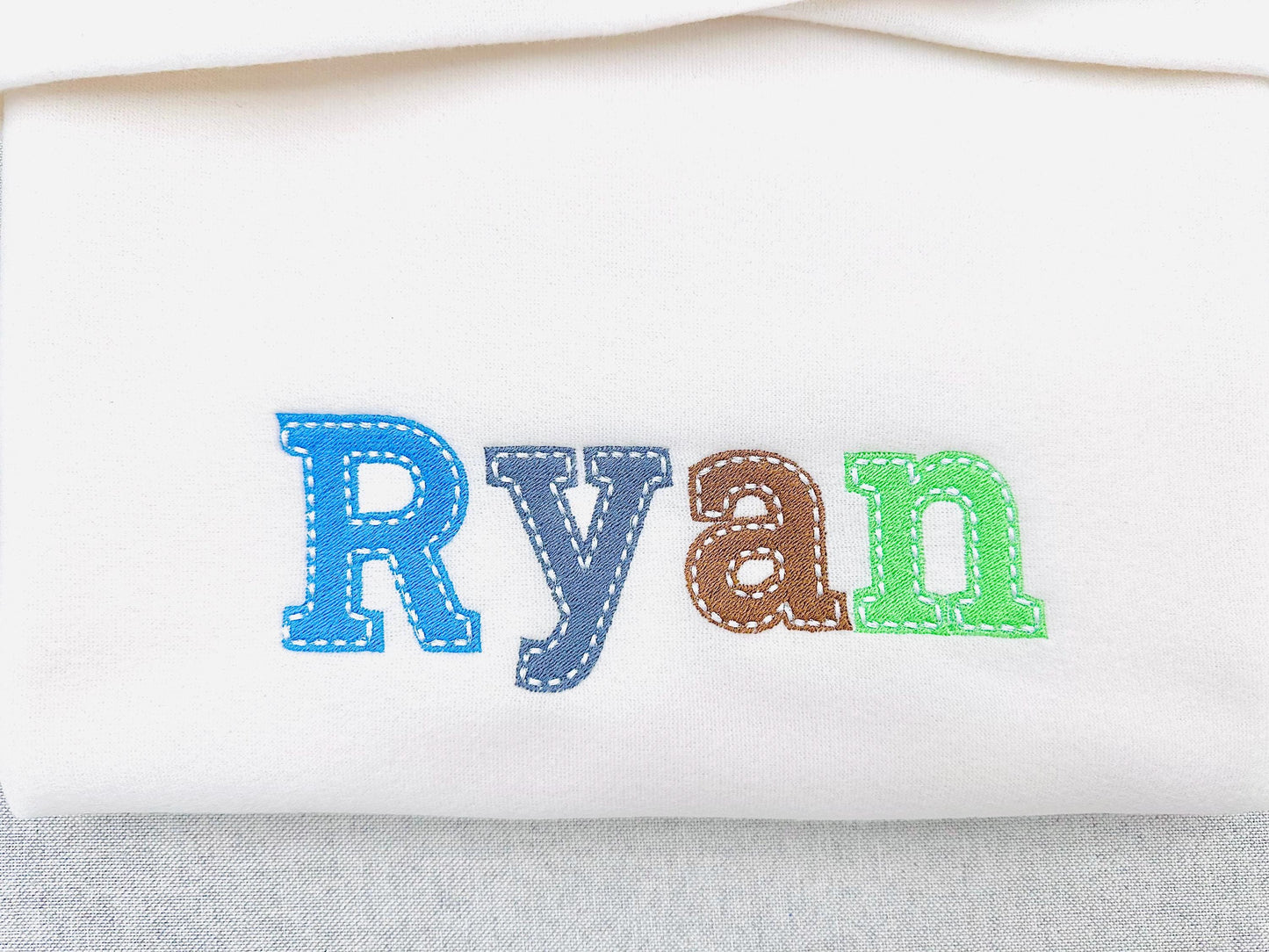 Fill stitch Font Rowan