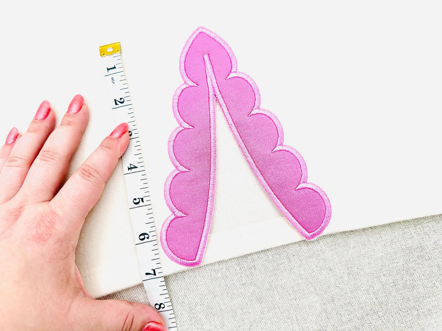 Inverse Scalloped Split Side Seam