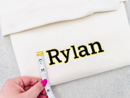 Fill stitch Font Roland
