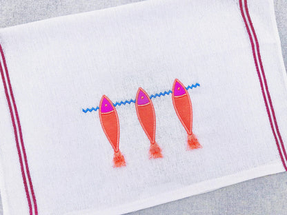 Fish in a row fringed tail seaside marine nautical border Applique Machine Embroidery designs Fish Trio