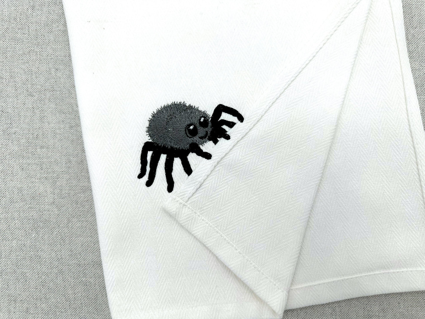 Cute Spider stealing kitchen dish towel Halloween insect animal thief kids machine embroidery designs ITH