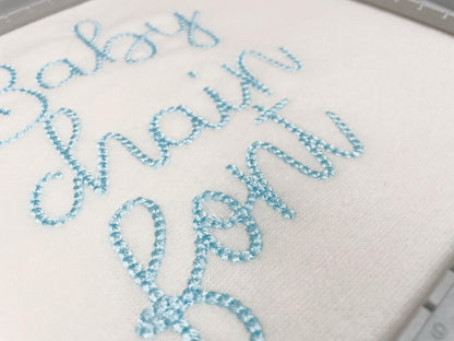 Bold Chain Font Barley