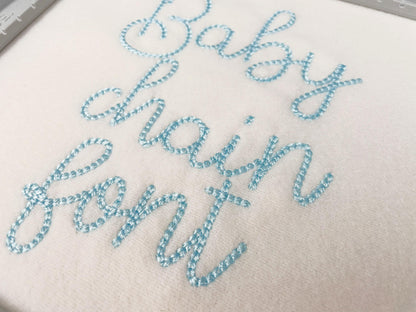 Bold Chain Font Barley