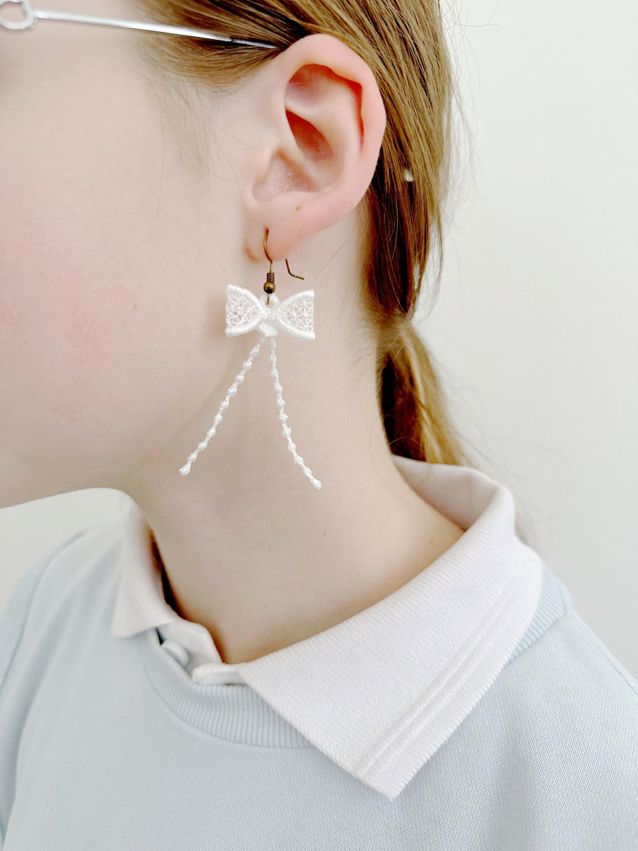 Dangle Bow Earrings FSL freestanding lace machine embroidery designs kids girls pretty earrings in the hoop ITH