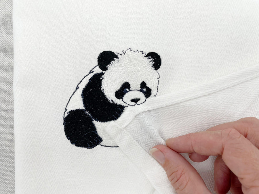 Lovely Playing Panda Bear kitchen dish towel wild animal thief kids machine embroidery designs ITH