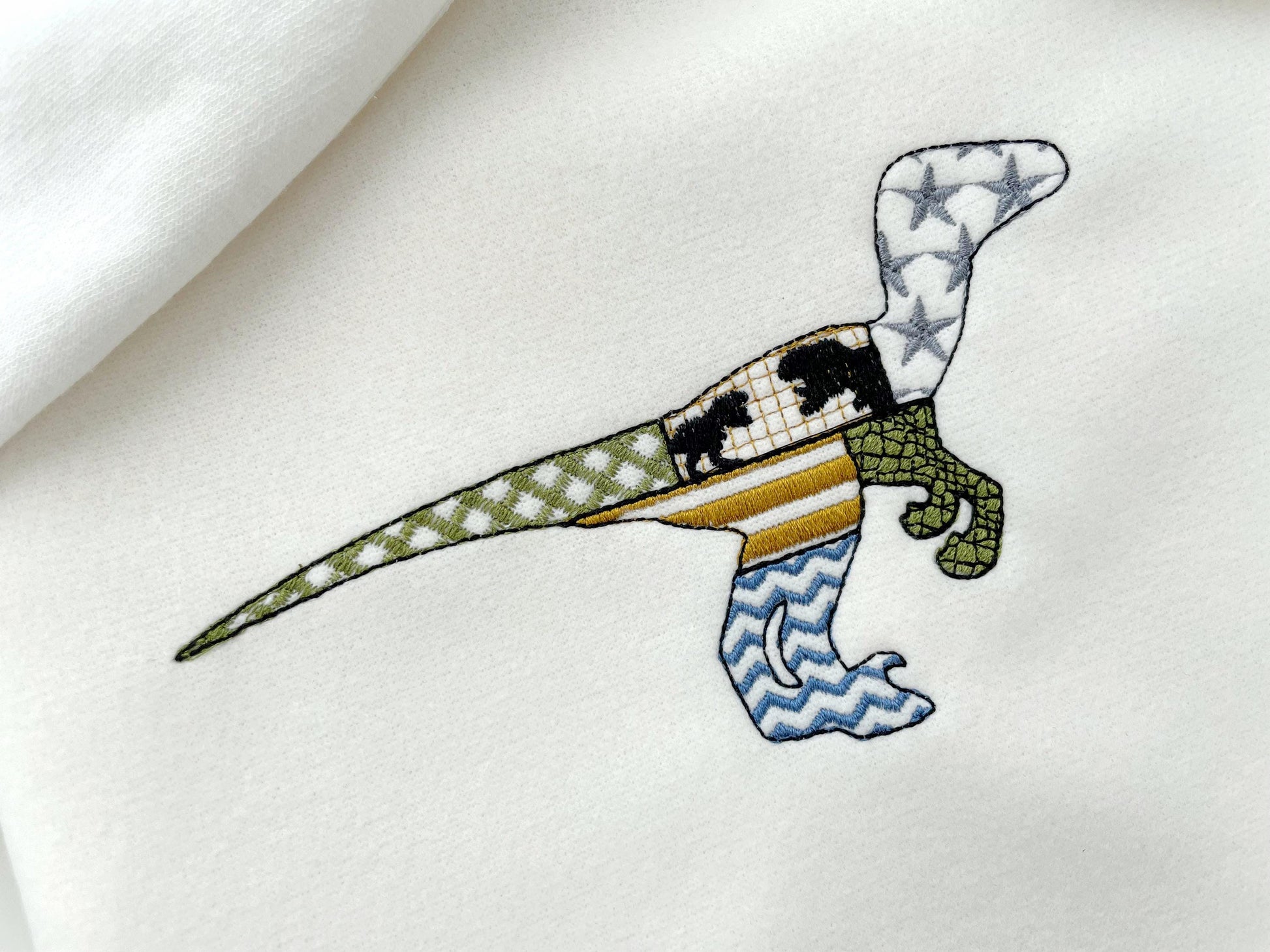 Patchwork Velociraptor dinosaur Jurassic animal silhouette patterned outline kids boys machine embroidery designs