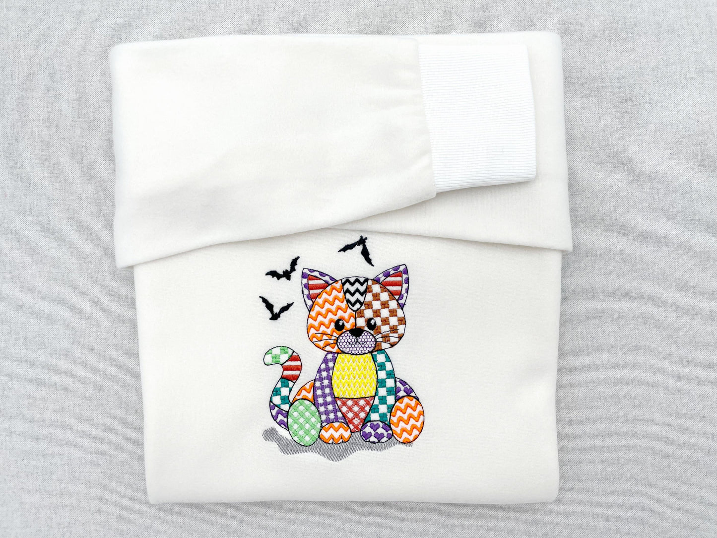 Halloween Patchwork Spooky Cat and Bat patterned Kitty soft toy outline kids baby machine embroidery designs