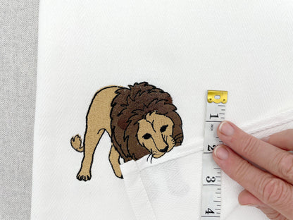 Naughty Playing Lion Thief