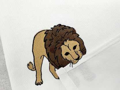 Naughty Playing Lion Thief