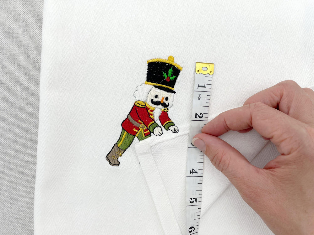 Naughty Nutcracker Christmas Thief – machine embroidery design by Artapli, photo 3
