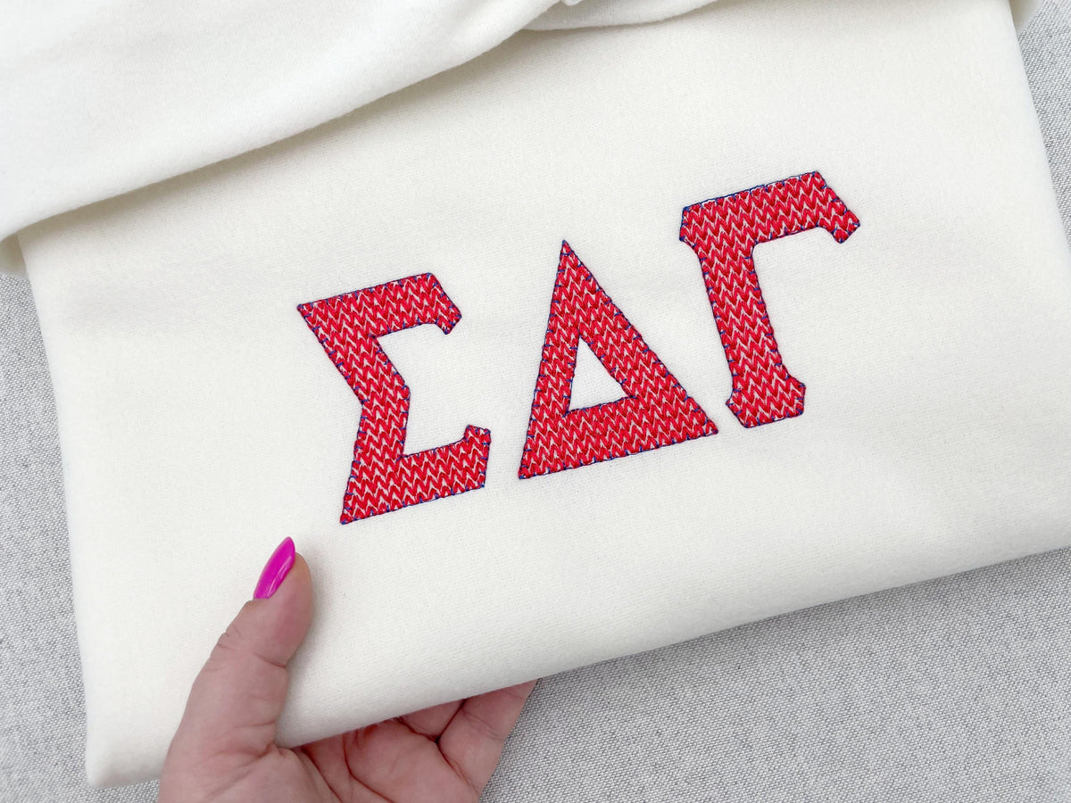 Knit Stitch Greek Font