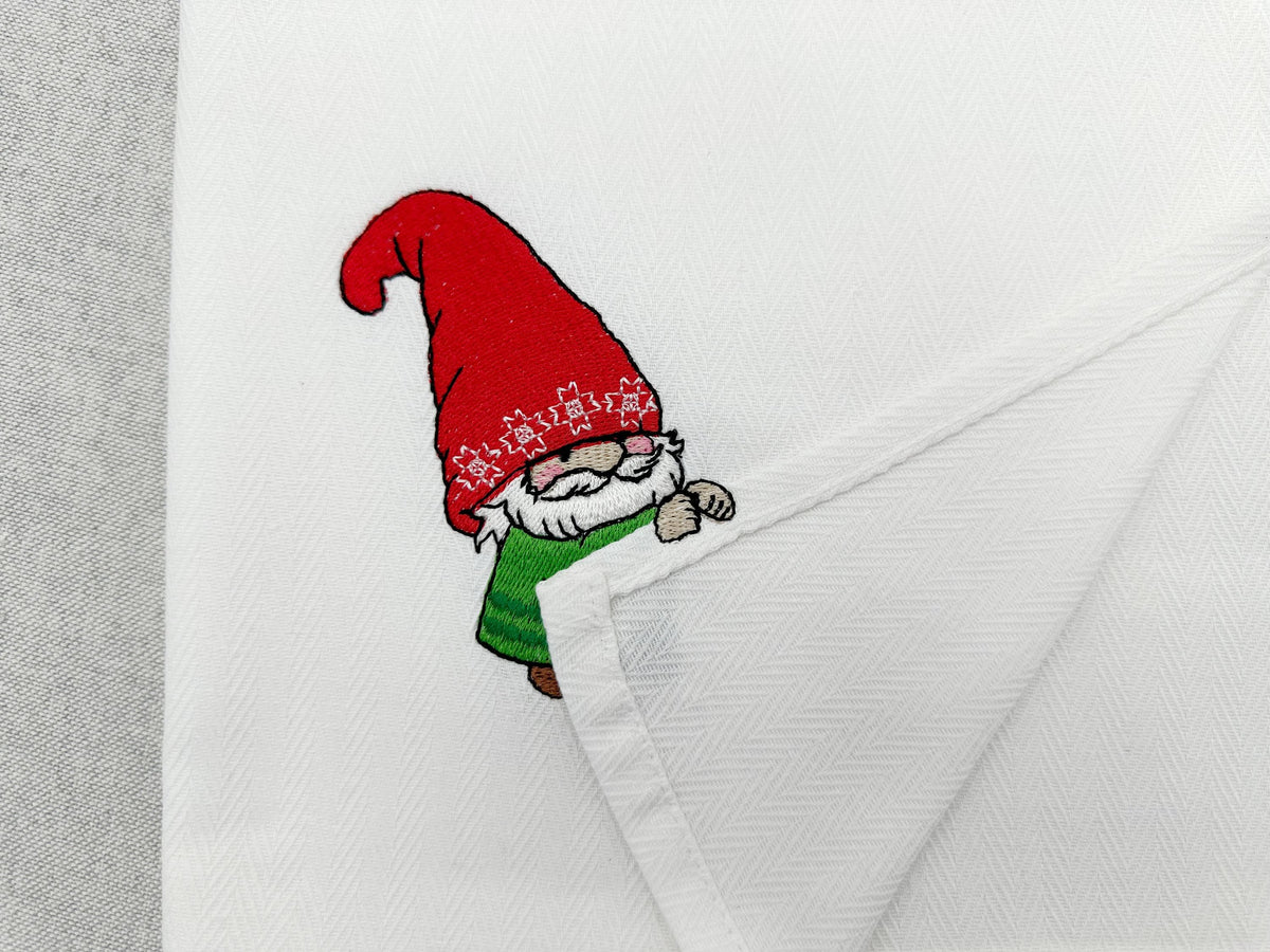 Christmas Gnome Thief