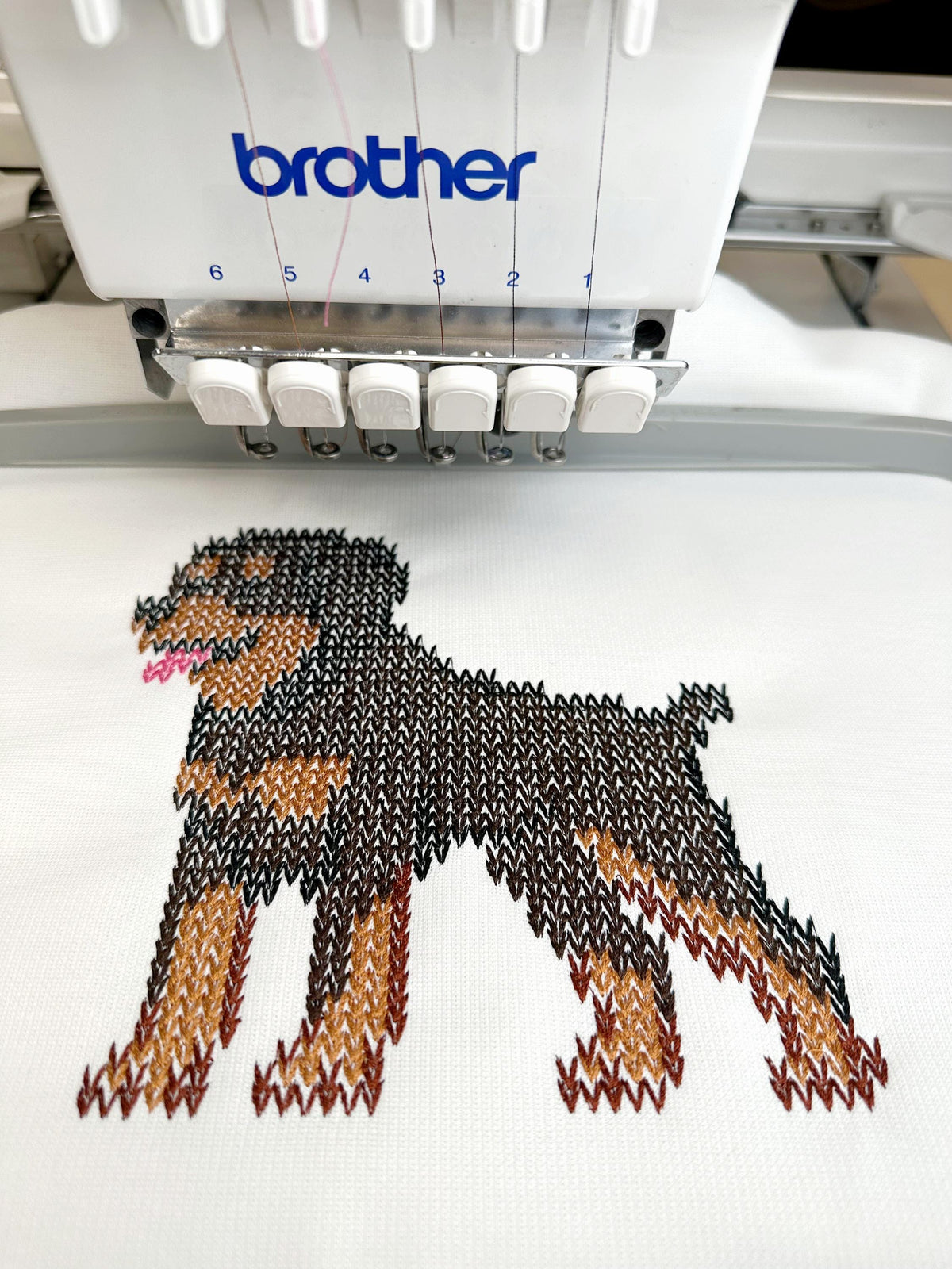 Rottweiler Knit Stitch – machine embroidery design by Artapli, photo 3