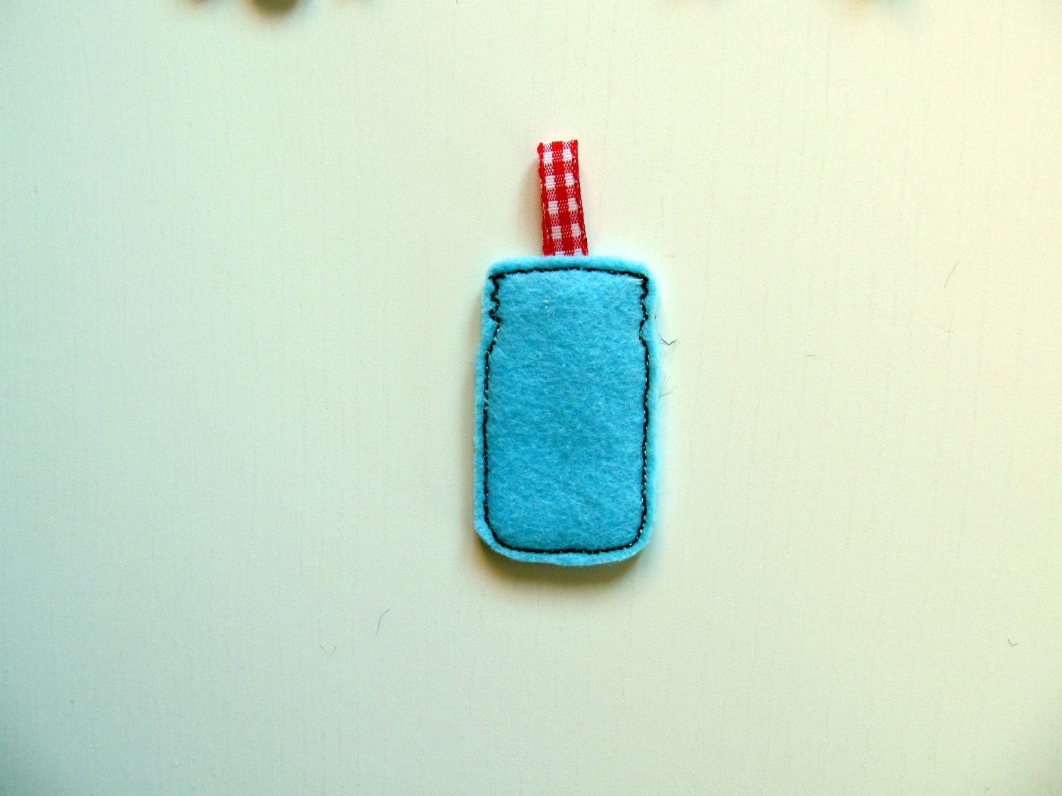 Horse head feltie mini machine embroidery designs felt outline keychain in the hoop