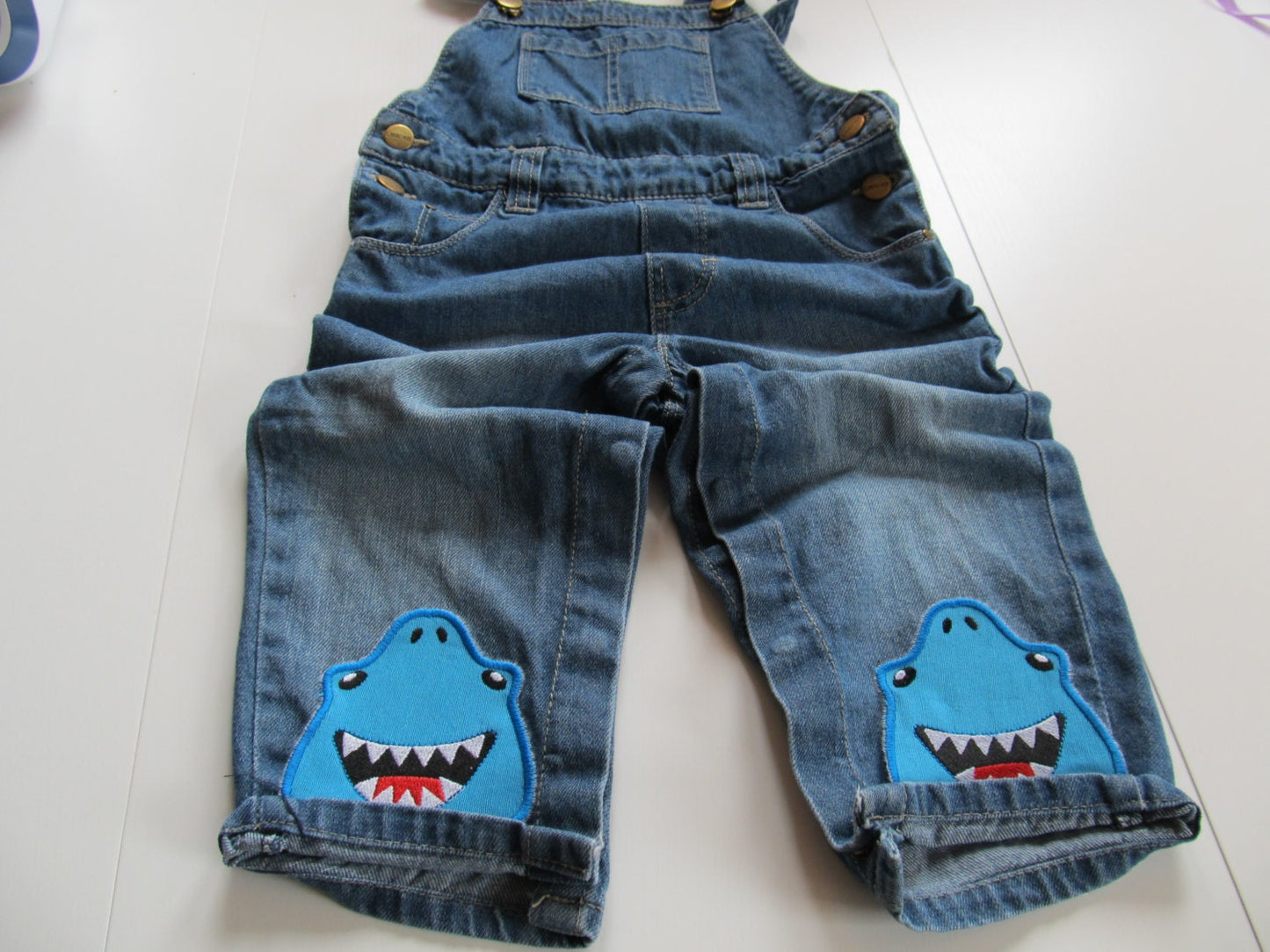 Walking loving shark awesome kids pants trousers bottom decoration machine embroidery applique designs ITH