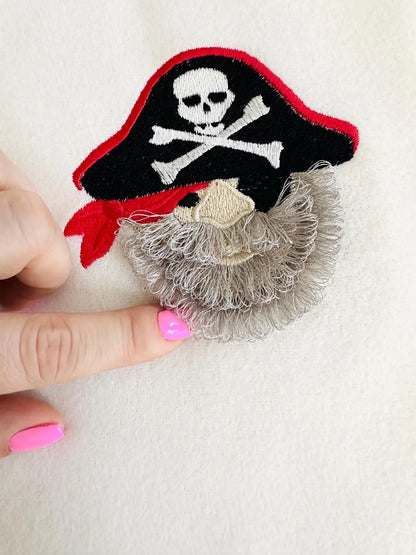 Fringed fluffy beard Pirate