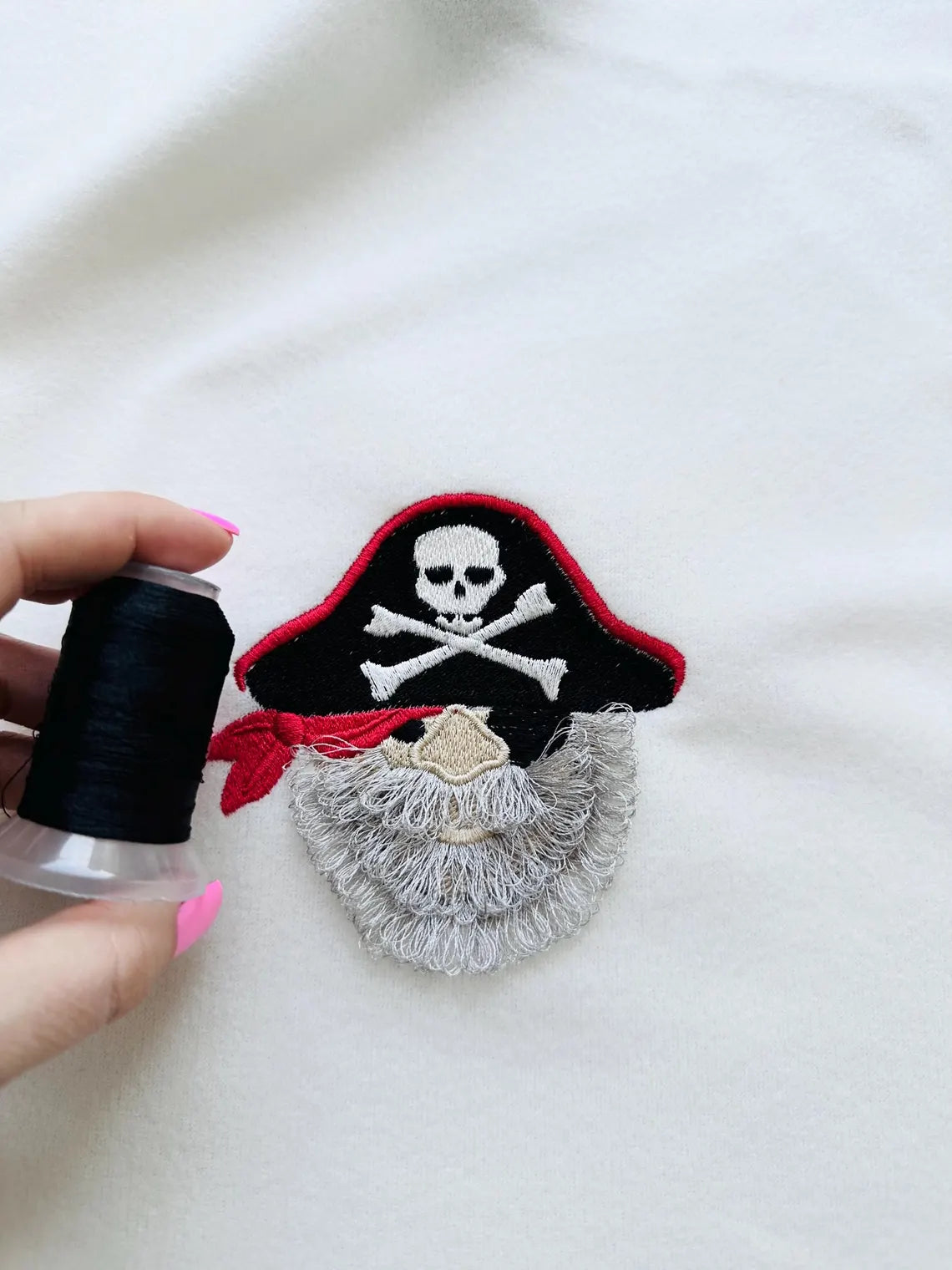 Fringed fluffy beard Pirate