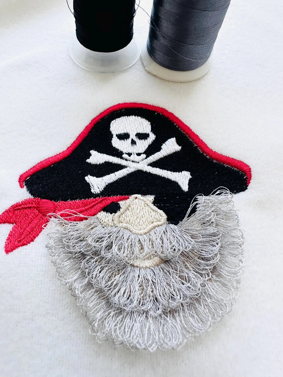 Fringed fluffy beard Pirate