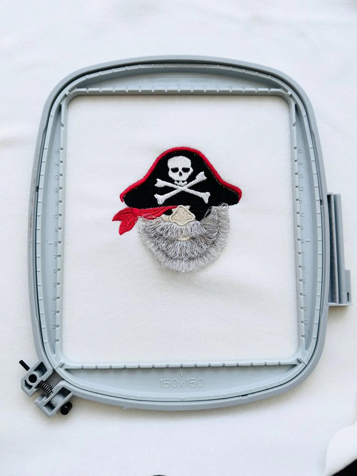 Fringed fluffy beard Pirate